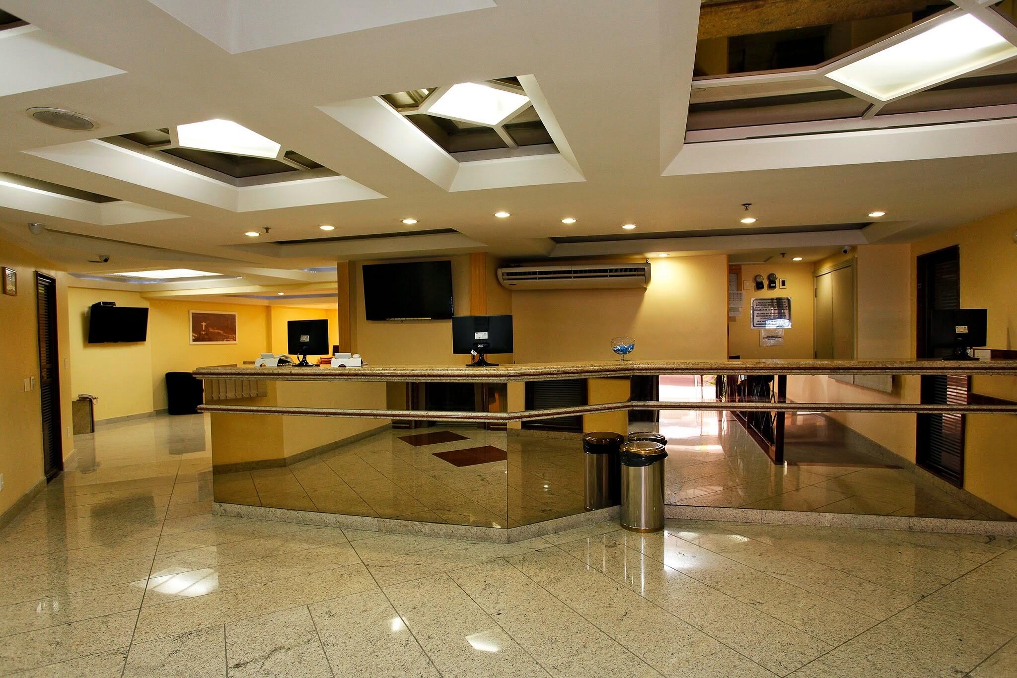 Elegance Praia Hotel